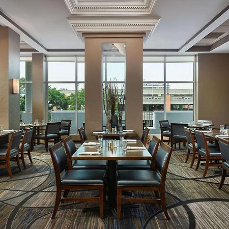 Hilton Kansas City Country Club Plaza Exterior photo