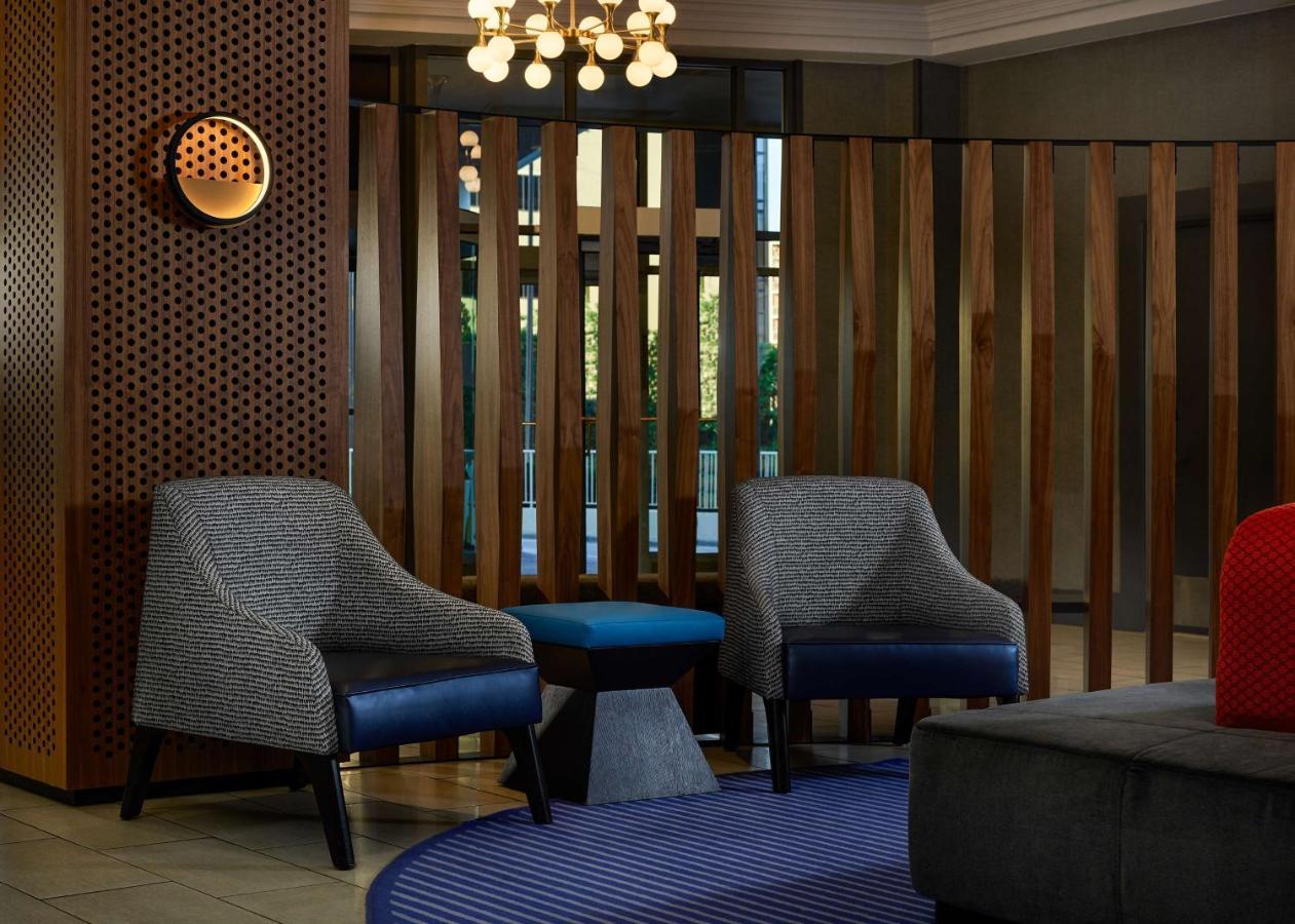 Hilton Kansas City Country Club Plaza Exterior photo