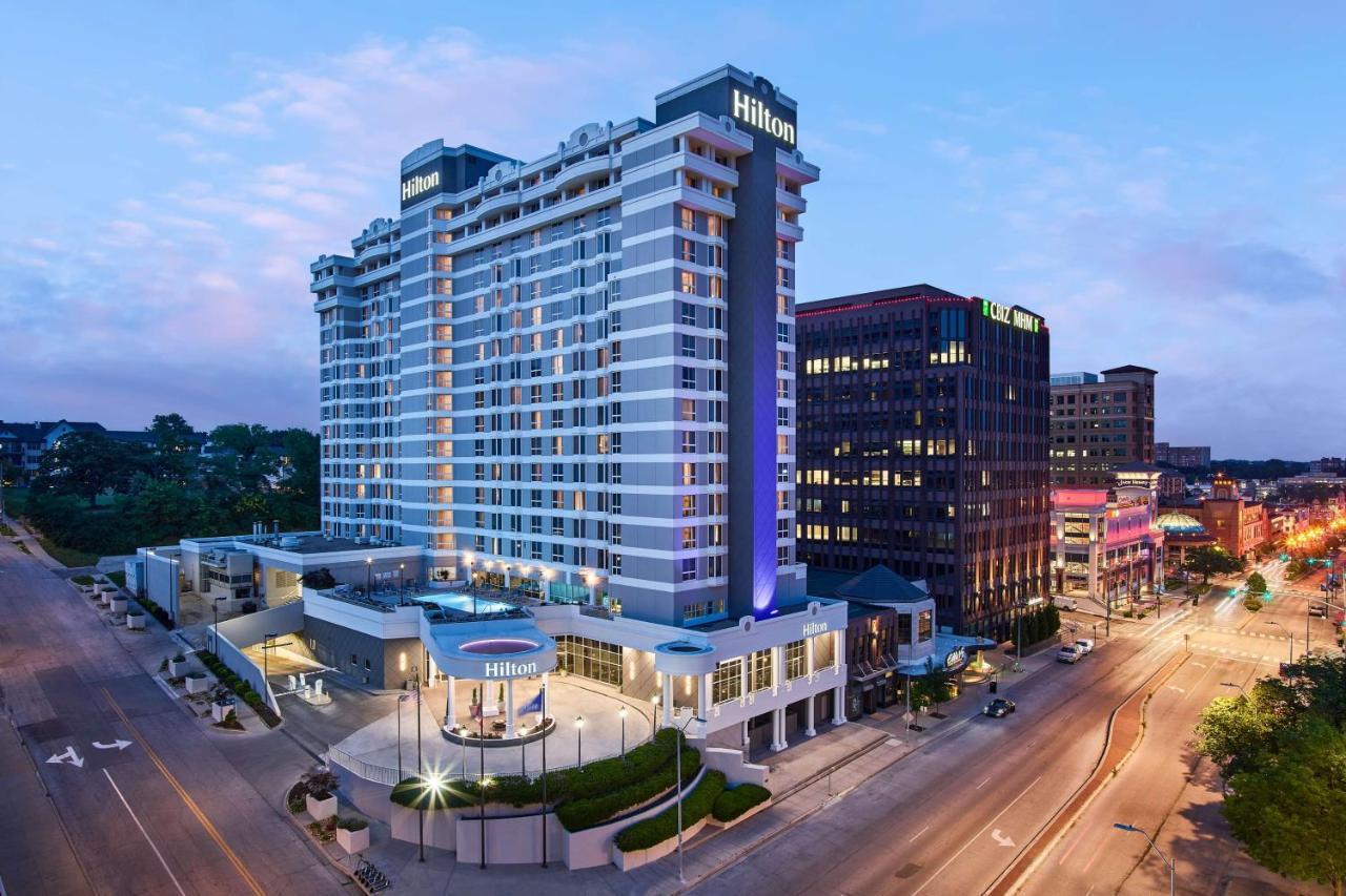 Hilton Kansas City Country Club Plaza Exterior photo