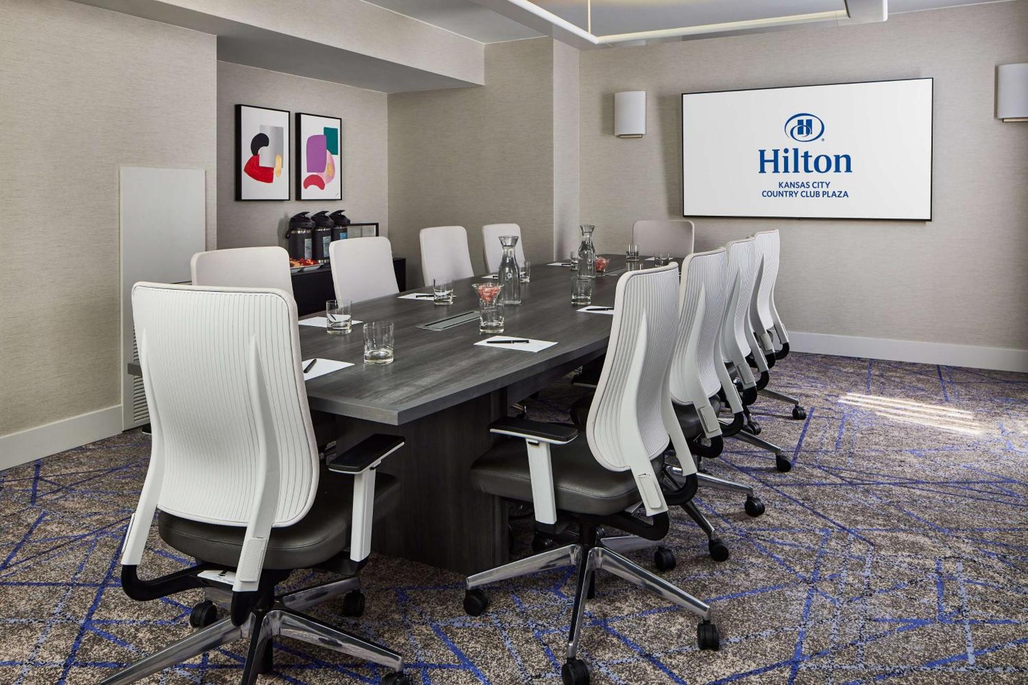 Hilton Kansas City Country Club Plaza Exterior photo