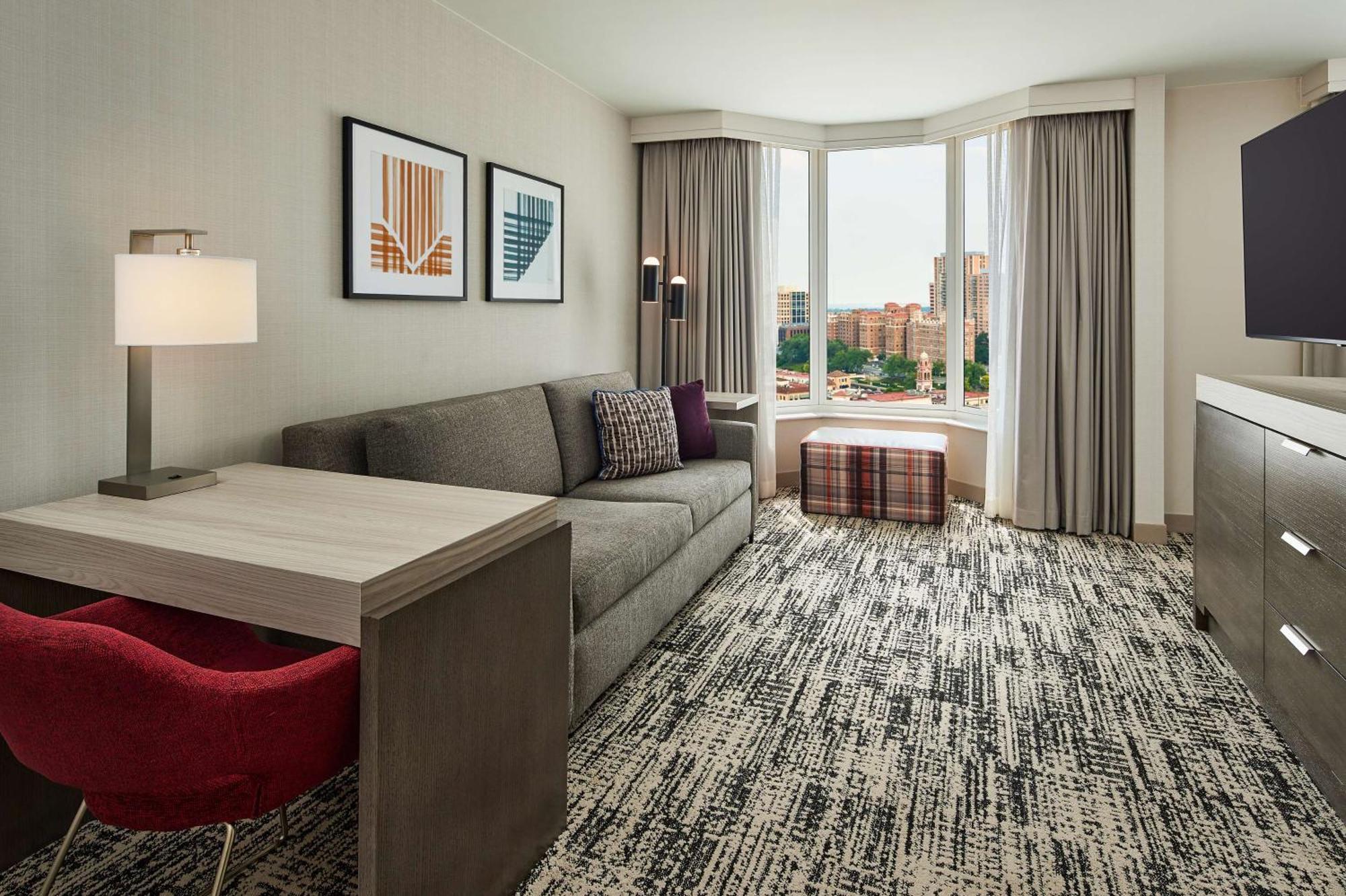 Hilton Kansas City Country Club Plaza Exterior photo